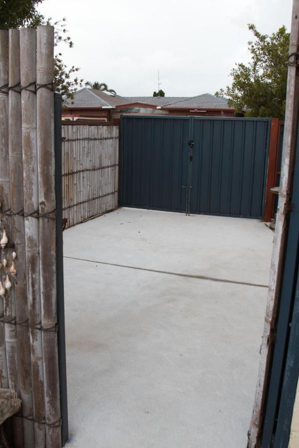 Sea Breeze On The Esplanade Villa Lakes Entrance Exterior photo